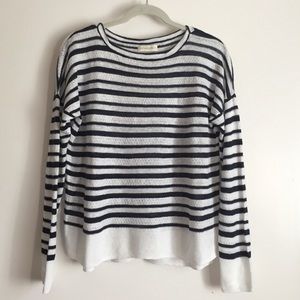 Women’s 100% linen top